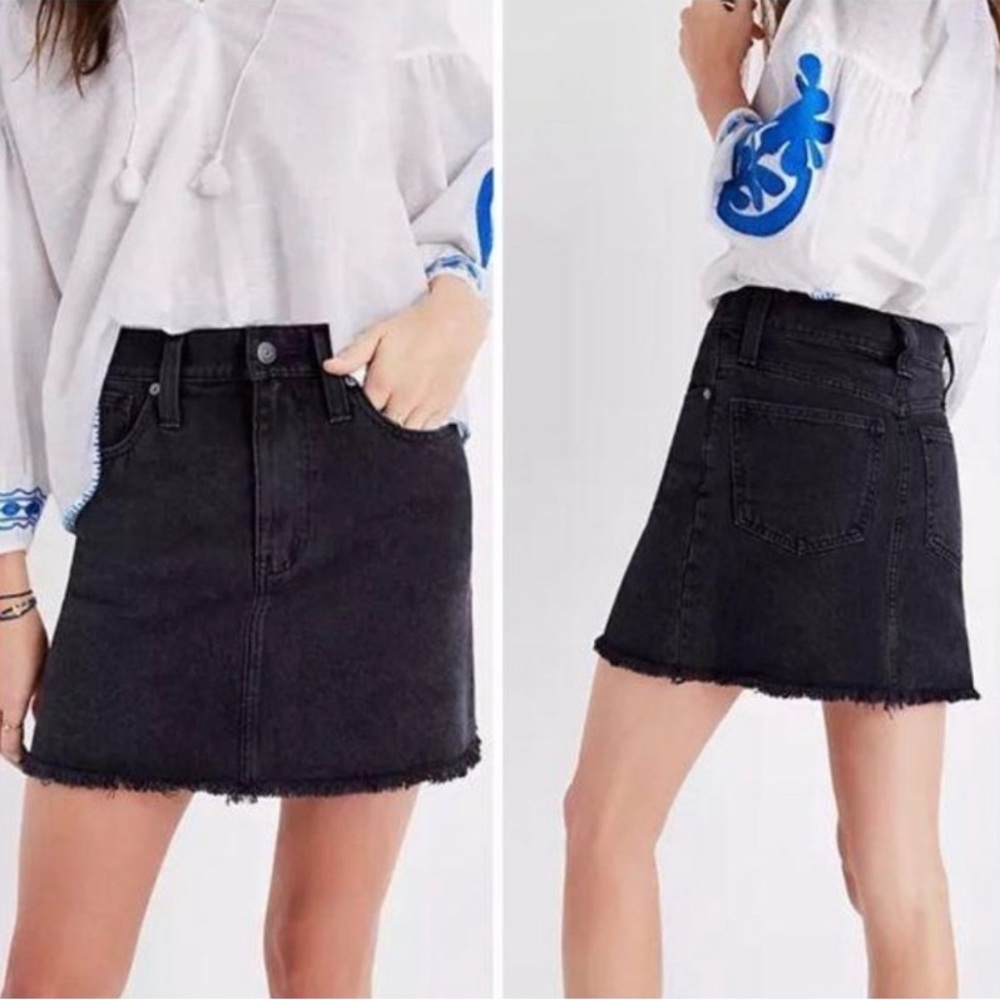 Madewell McCarren Raw Hem Jean Skirt size: 26